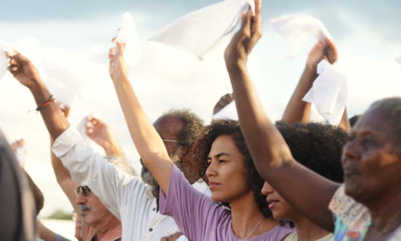 Una scena dal film "Bacurau", in concorso al Festival di Cannes 2019.