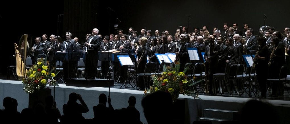 La Civica Filarmonica di Lugano e Franco Cesarini durante l'esecuzione del concerto dell'8 dicembre 2018 (Foto: Daniel Vass).