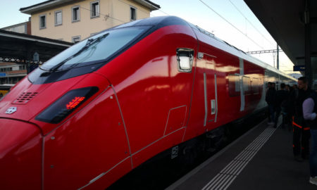 Treno ad alta velocità Giruno fermo alla stazione FFS di Mendrisio