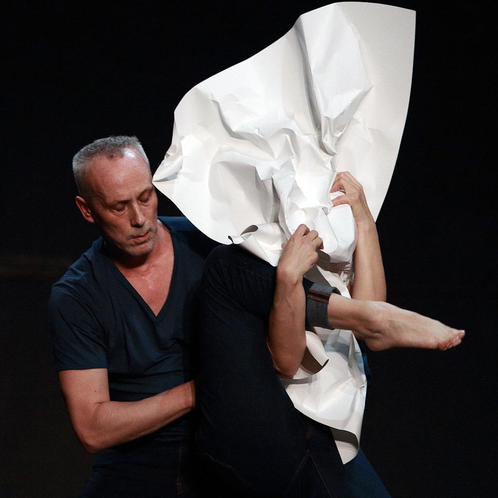 Spettacolo Morphoses con i danzatori Corinne Rochet e Nicholas Petit - Teatro San Materno