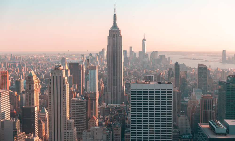 New York Riapre L Empire State Building Dopo Il Lockdown L Osservatore