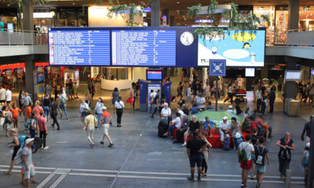 Hall principale della stazione FFS di Berna