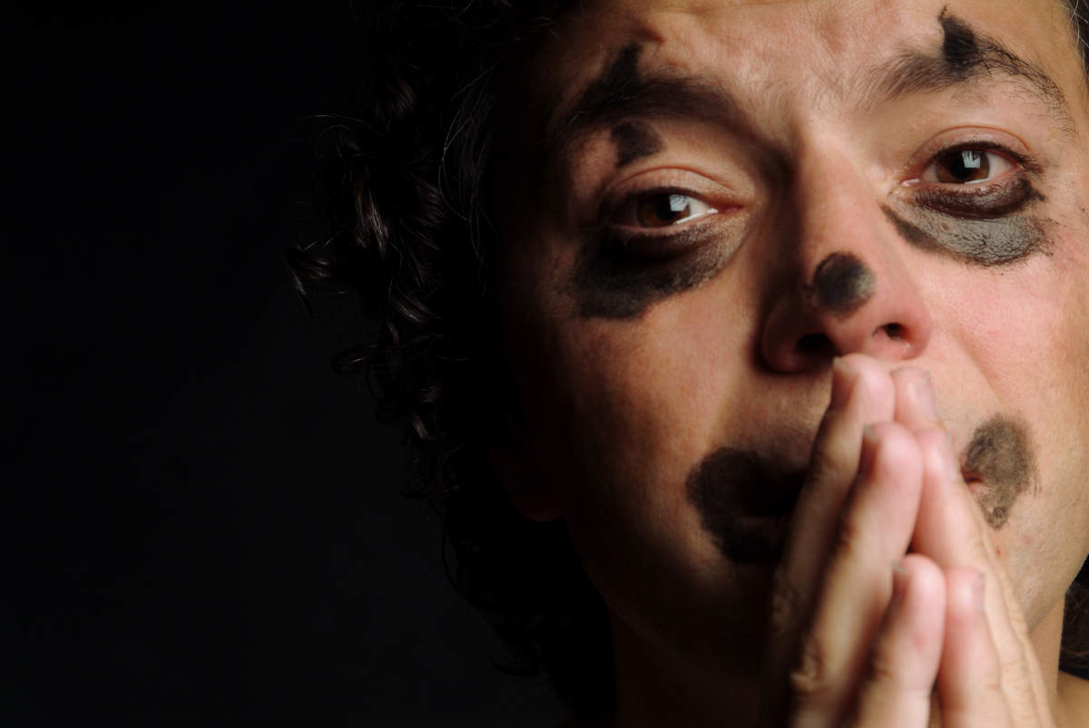 Daniele Finzi Pasca in "Icaro"