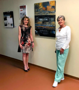 La Galerie Caslano - La curatrice Mariagrazia Poncia con l'artista Lilo Catelli-Haas