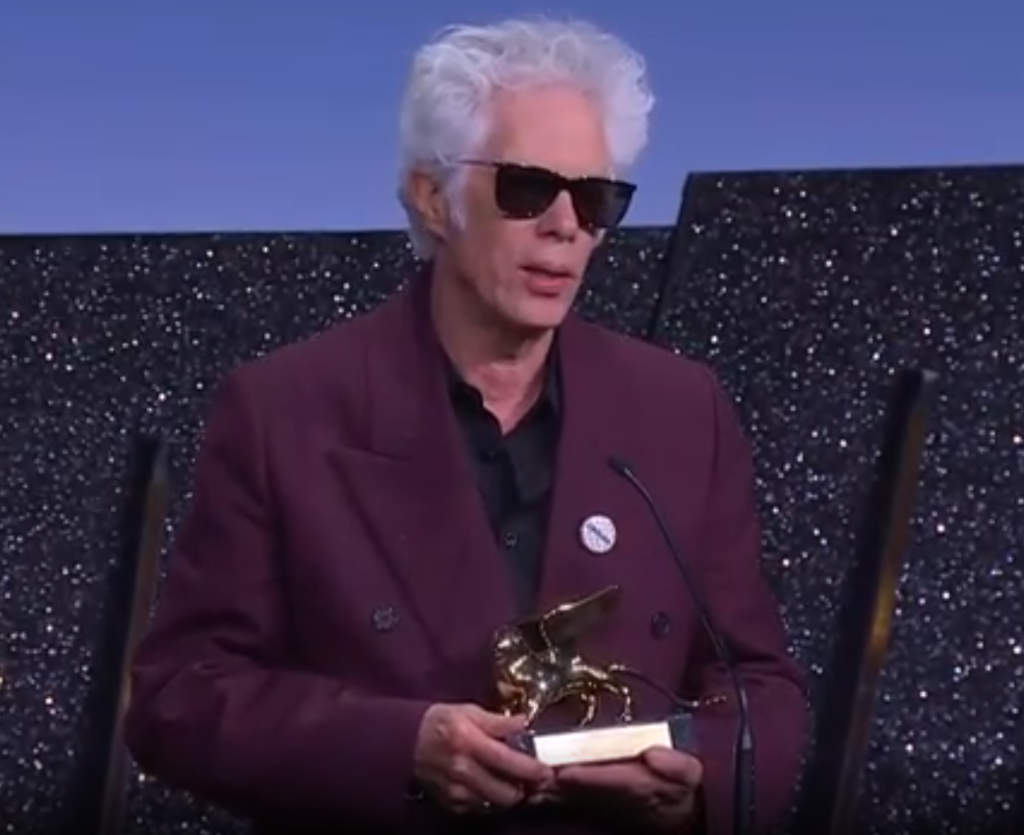 Venazia 82 - Leone d'Oro a Jim Jarmusch per "Father mother sister brother"