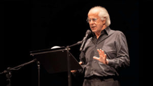 Toni Servillo nel monologo "TRE MODI PER NON MORIRE Baudelaire, Dante, i Greci"