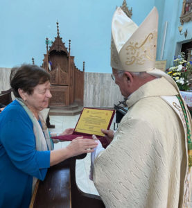 Teresine di Lugano in Romania - Benemerenza a Maria Teresa Candian