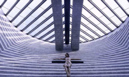 Interno della Chiesa di Mogno progettata dall'arch. Mario Botta