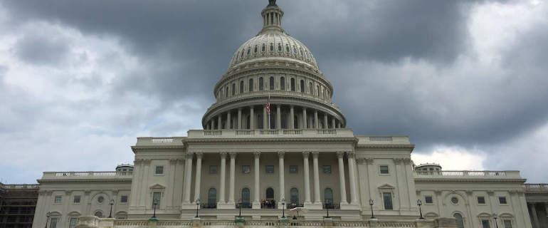 Il Campidoglio a Washington, D.C., sede dei due rami del Congresso statunitense