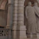 I tre Confederati di James Vibert nell’atrio di Palazzo federale a Berna