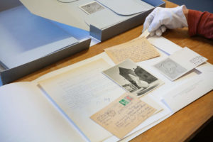 Al lavoro nell’archivio della Fondazione Marguerite Arp.